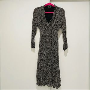 COPY - Floral v-neck dress